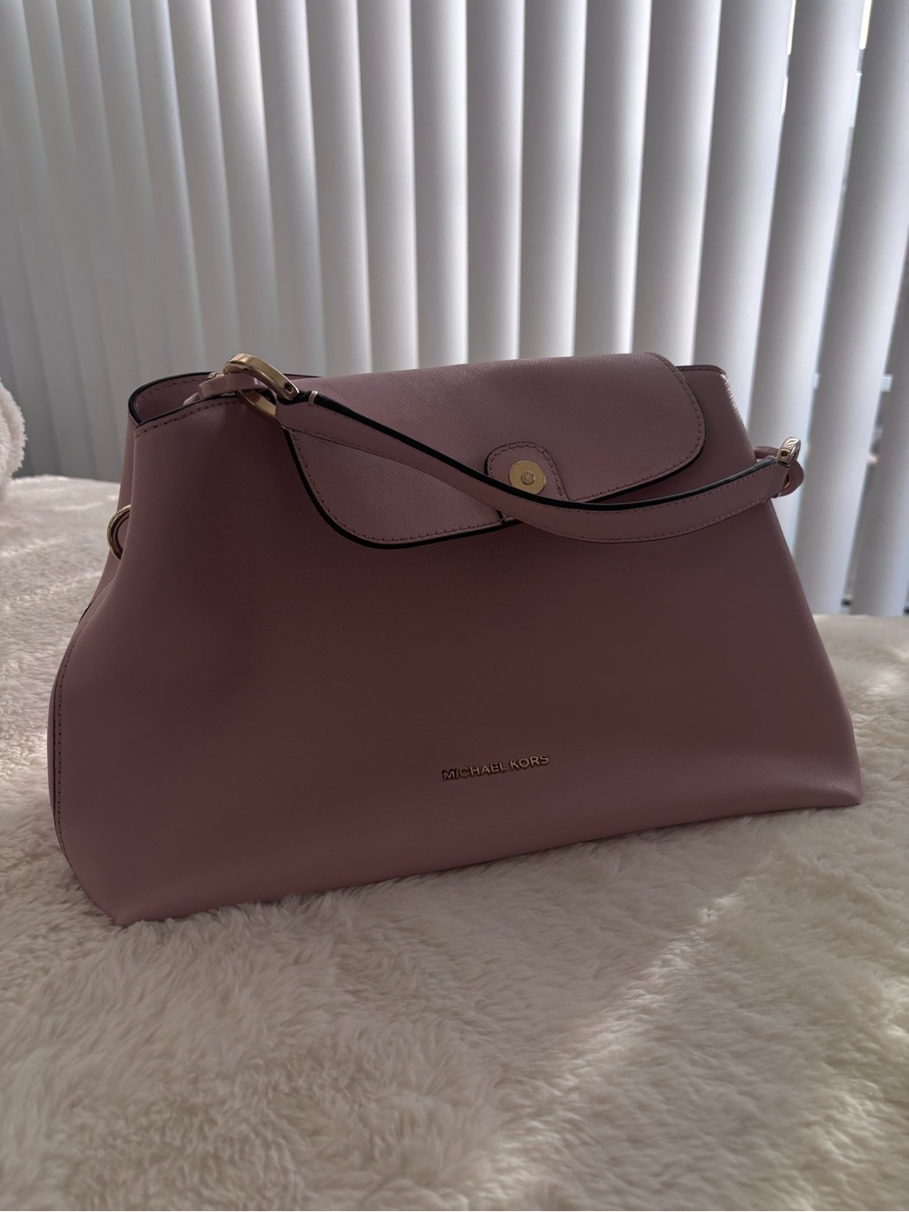 Michael Kors Dusty Mauve Leather Shoulder Bag with Gold Hardware